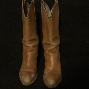 Vintage Frye Women’s Boots, size 8